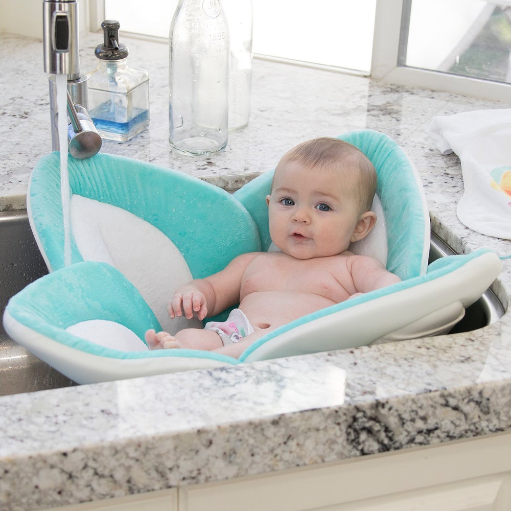 Soft Seat Blossoming Flower Baby Bathtub  